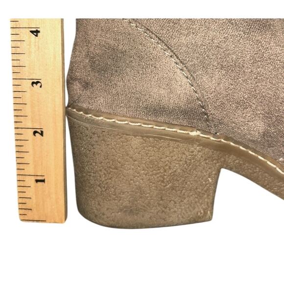 Merona Faux Suede Lace Up 2" Heel Tan Ankle Booties 7.5 - Picture 7 of 8